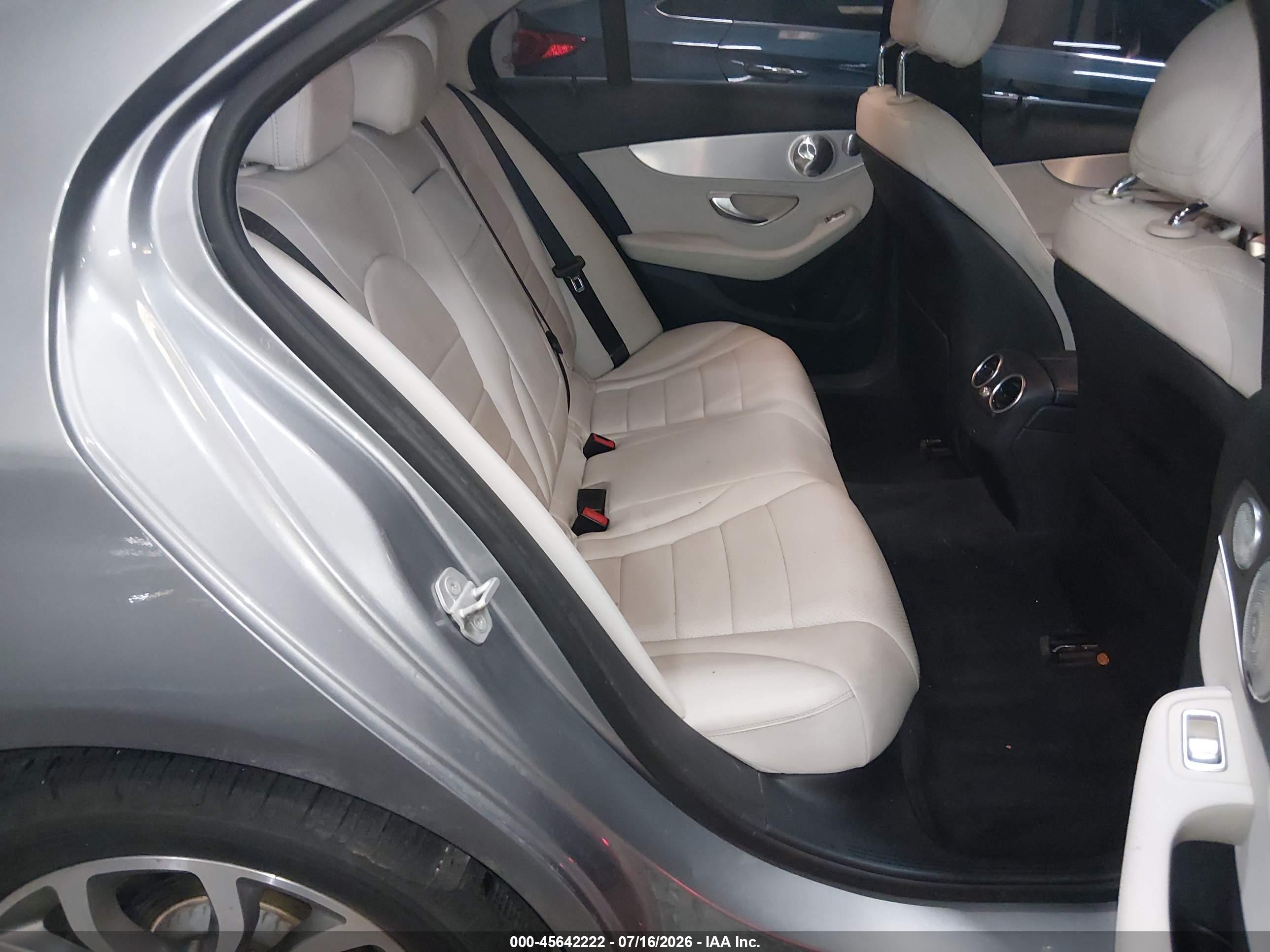 2015 MERCEDES-BENZ C 300 4MATIC