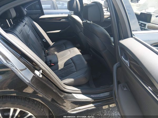 2019 BMW 5 SERIES 530I XDRIVE — I8