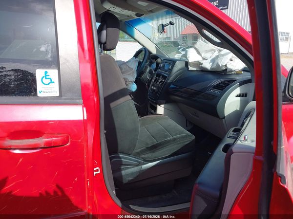 2013 DODGE GRAND CARAVAN SE — I5