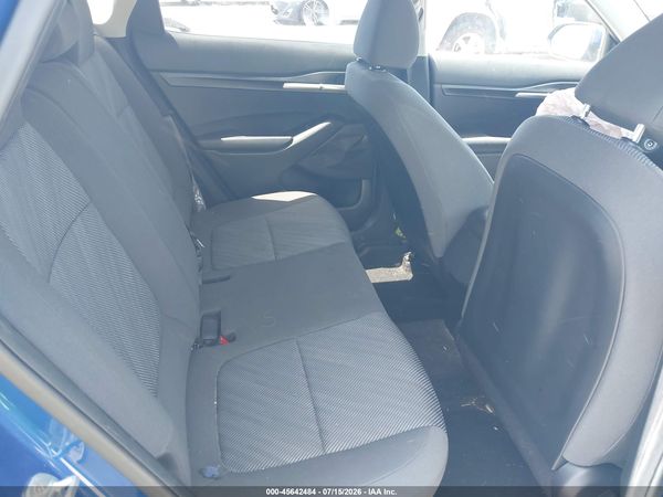 2021 KIA SELTOS LX — I8