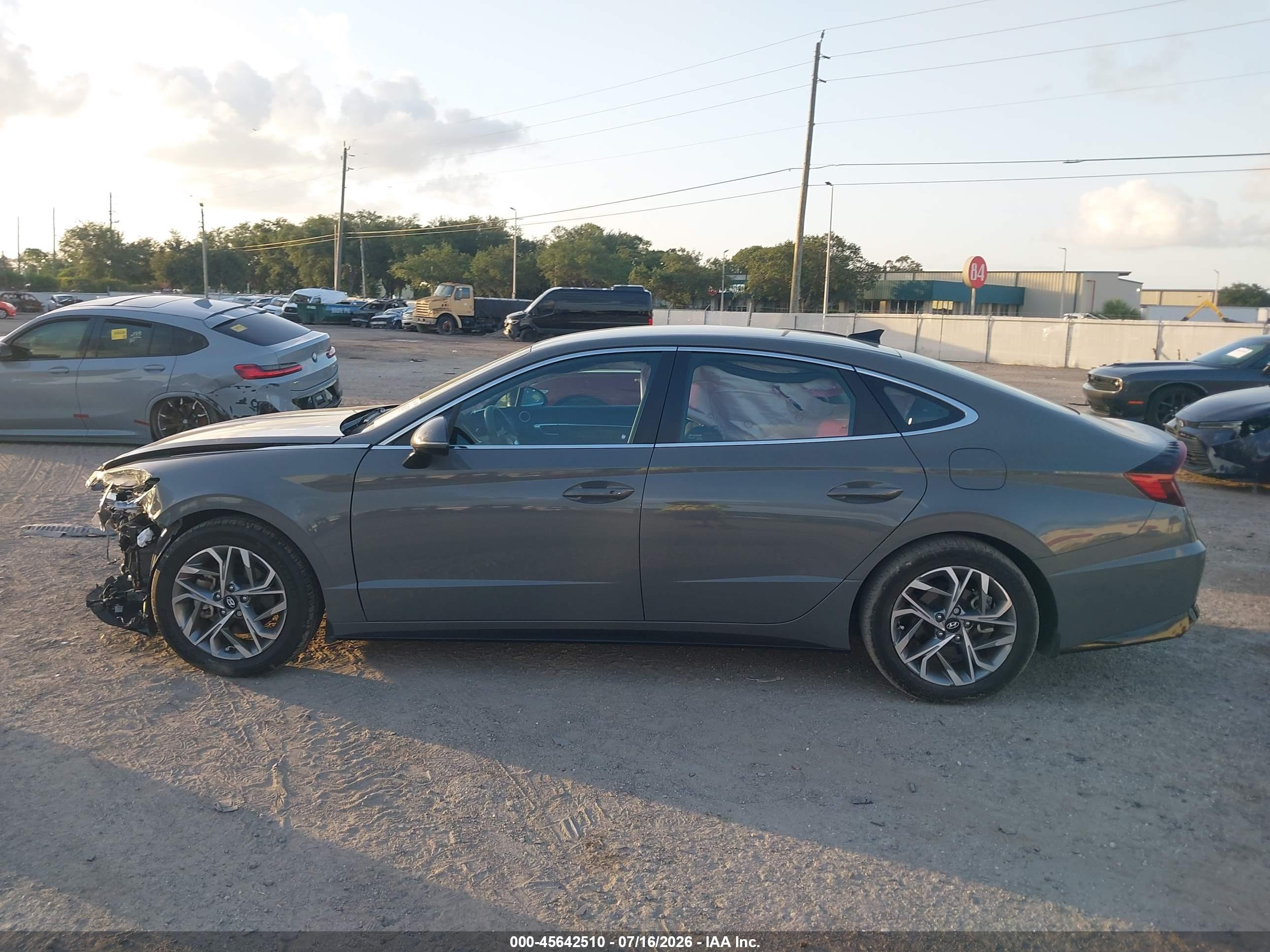 2023 HYUNDAI SONATA SEL
