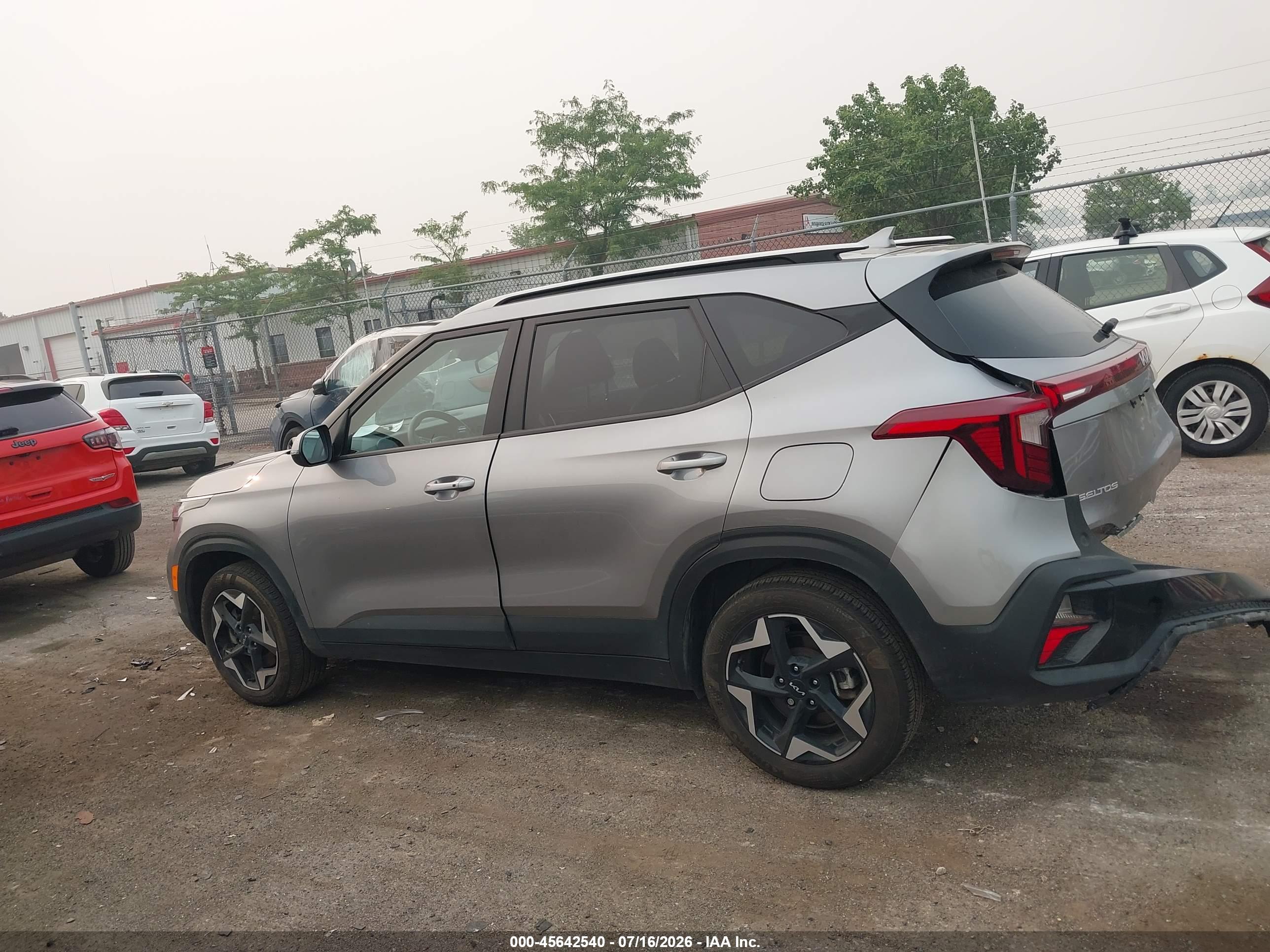 2025 KIA SELTOS S