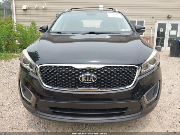 2017 KIA SORENTO 2.4L LX