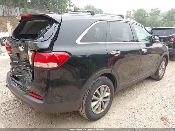 2017 KIA SORENTO 2.4L LX