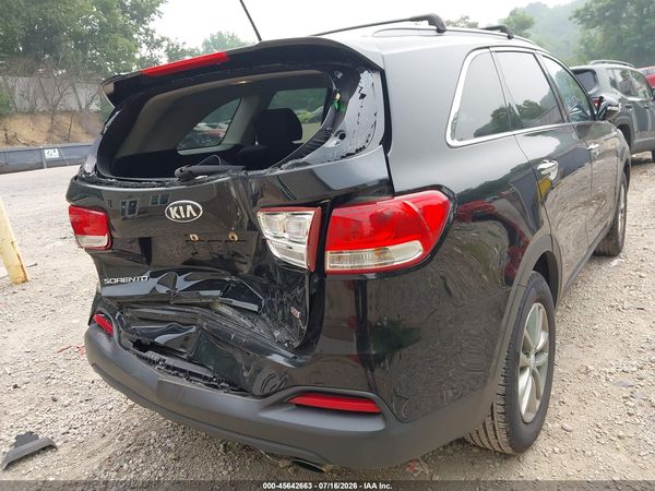 2017 KIA SORENTO 2.4L LX
