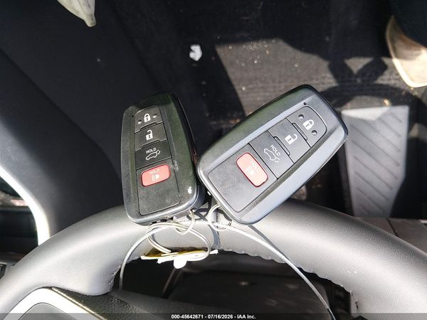 2025 TOYOTA RAV4 HYBRID XSE