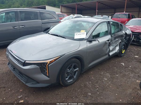 2026 KIA K4 LXS