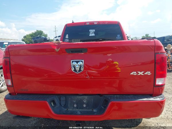 2019 RAM 1500 CLASSIC EXPRESS  4X4 6'4 BOX