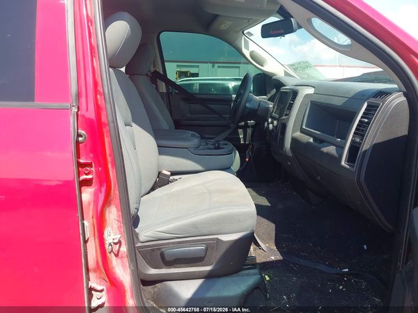 2019 RAM 1500 CLASSIC EXPRESS  4X4 6'4 BOX