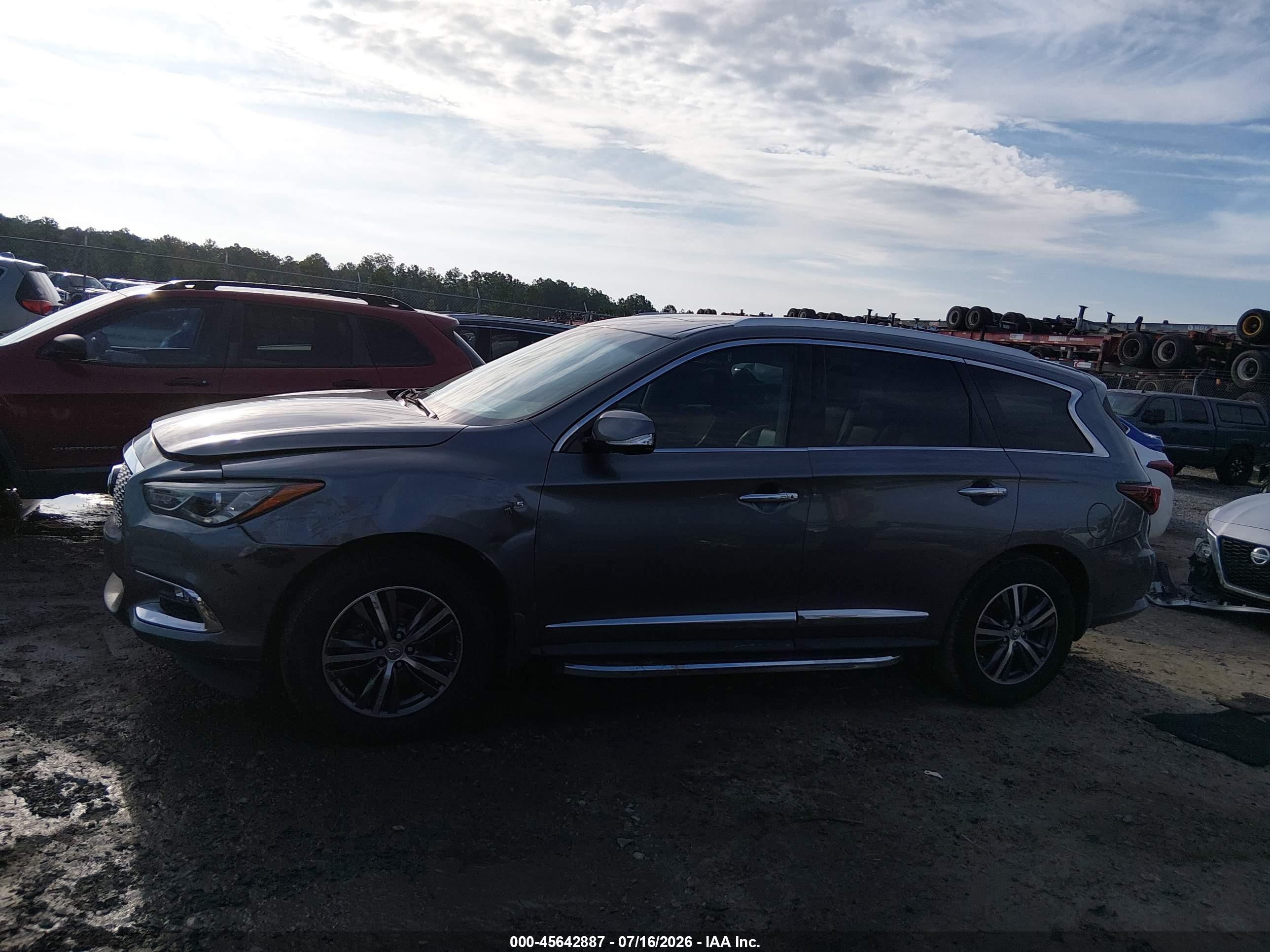 2017 INFINITI QX60