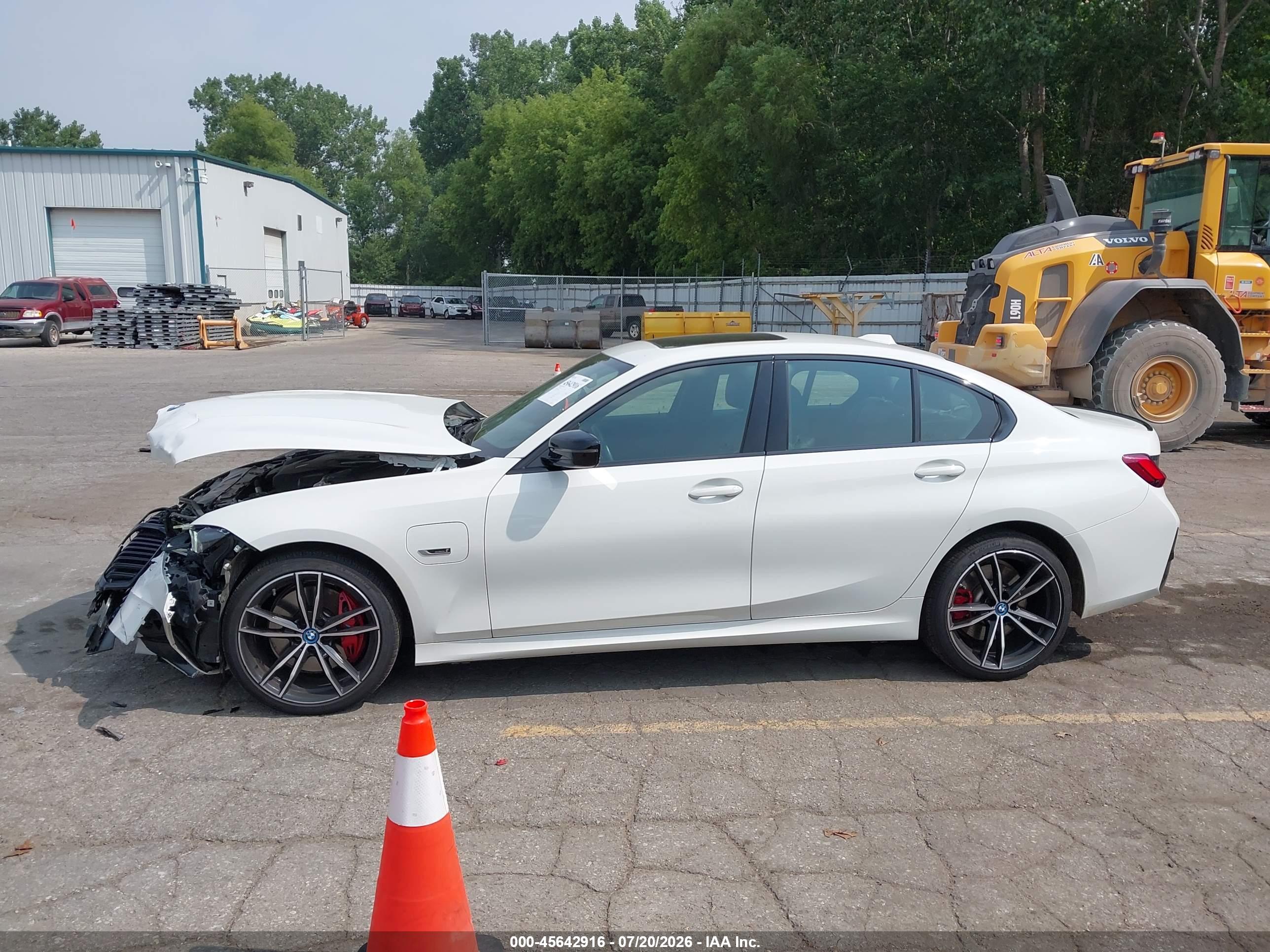 2023 BMW 330E XDRIVE