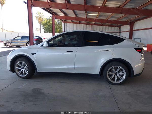 2020 TESLA MODEL Y
