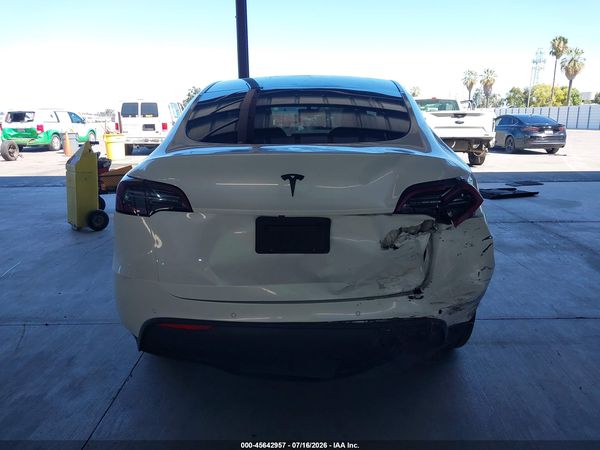2020 TESLA MODEL Y