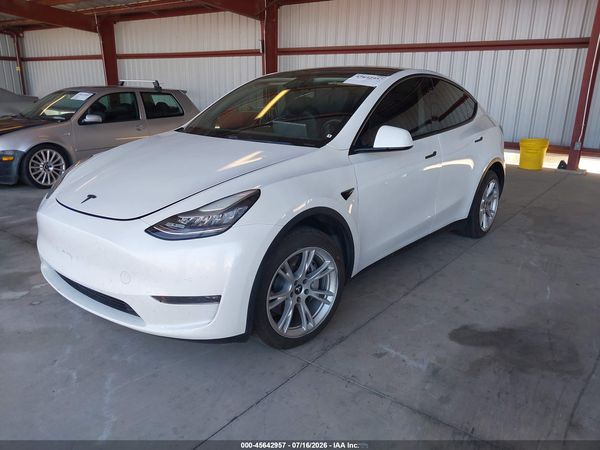 2020 TESLA MODEL Y