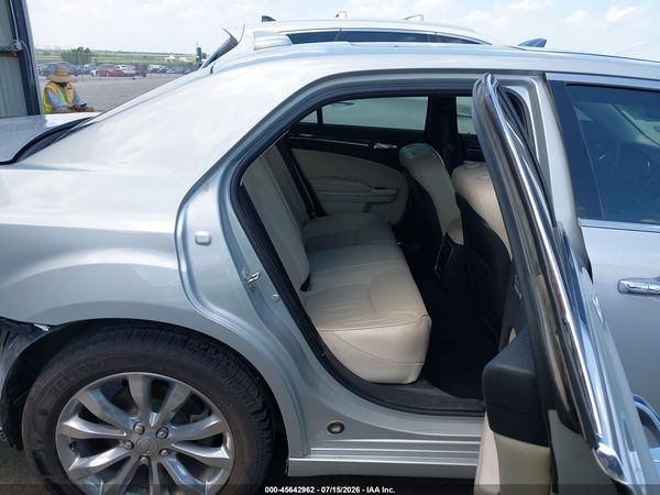 2019 CHRYSLER 300 LIMITED AWD