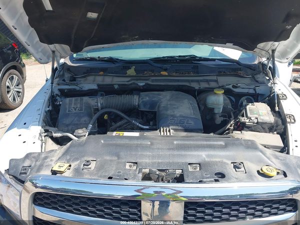 2017 RAM 1500 SLT  4X4 6'4 BOX