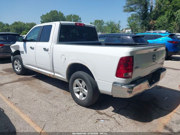 2017 RAM 1500 SLT  4X4 6'4 BOX