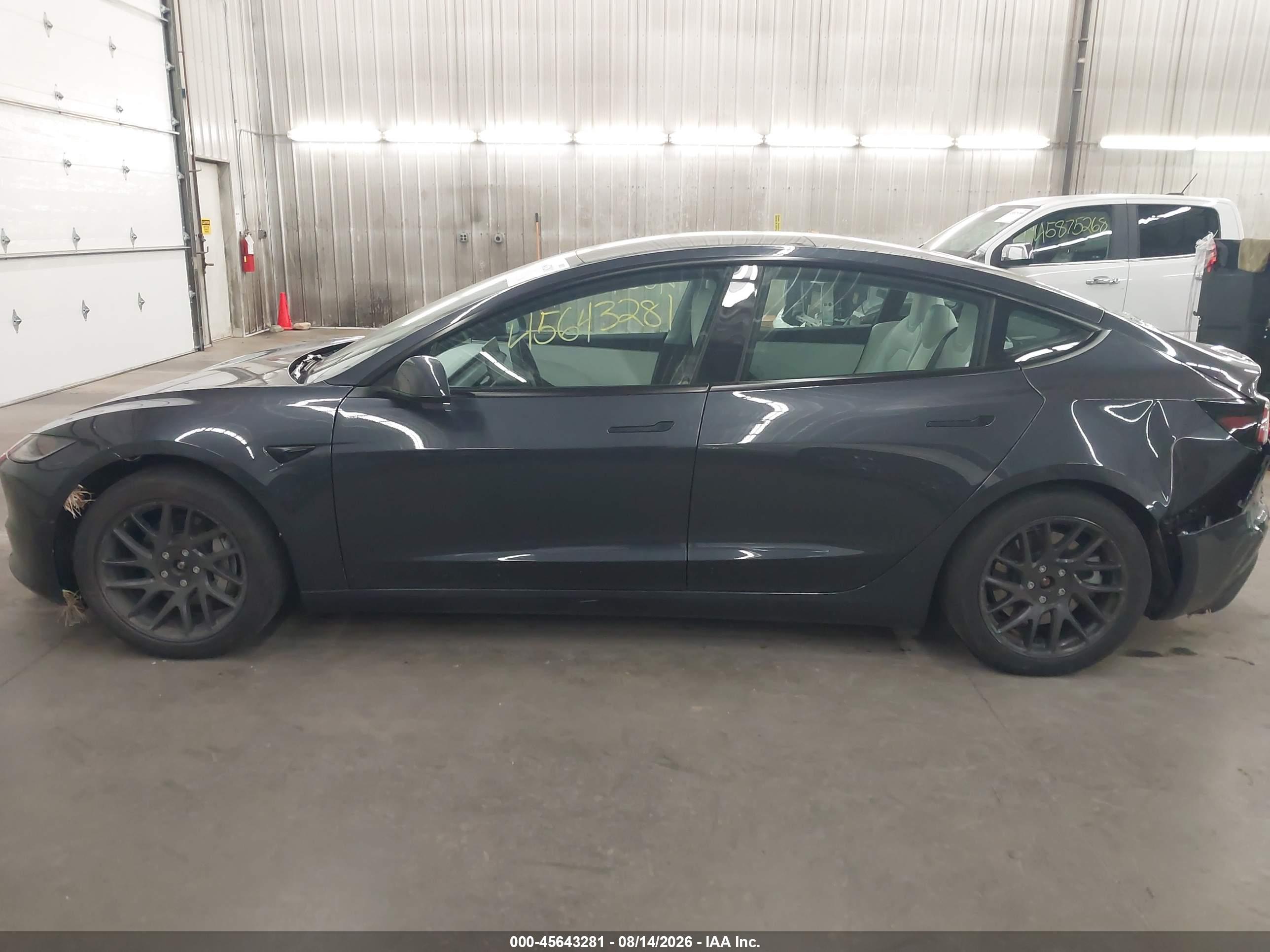 2024 TESLA MODEL 3