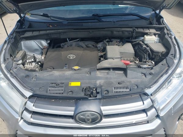 2017 TOYOTA HIGHLANDER XLE