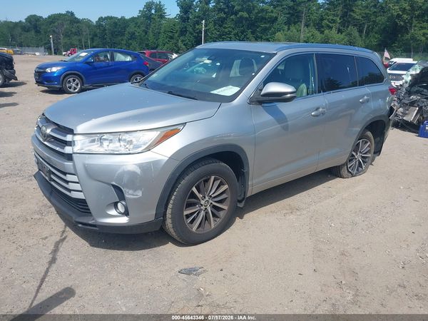 2017 TOYOTA HIGHLANDER XLE