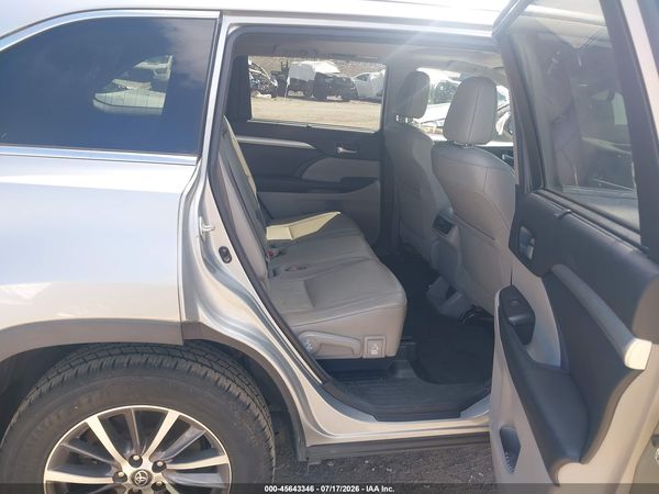 2017 TOYOTA HIGHLANDER XLE