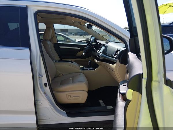 2018 TOYOTA HIGHLANDER XLE