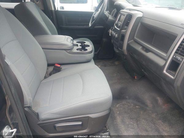 2017 RAM 1500 TRADESMAN  4X2 6'4 BOX
