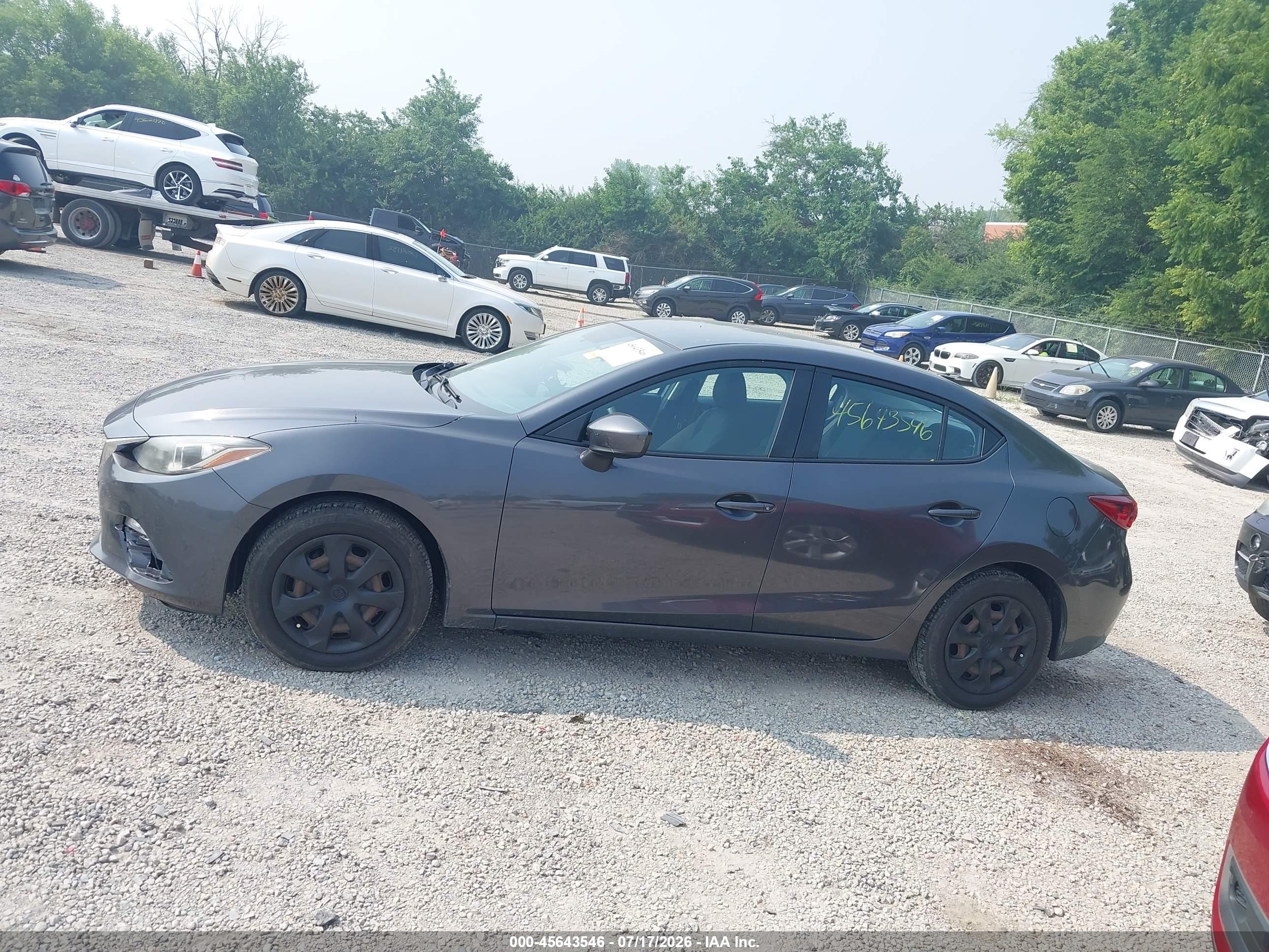 2016 MAZDA MAZDA3 SV/Base