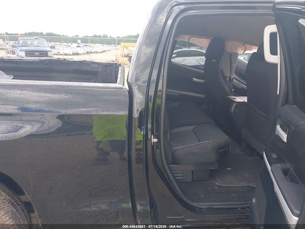 2017 TOYOTA TUNDRA SR5 5.7L V8