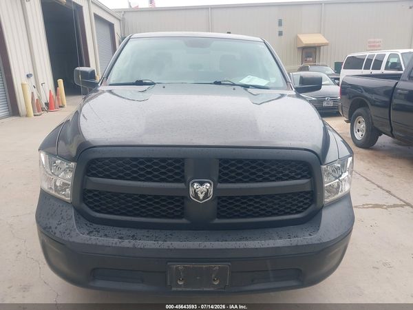 2017 RAM 1500 TRADESMAN  4X2 5'7 BOX