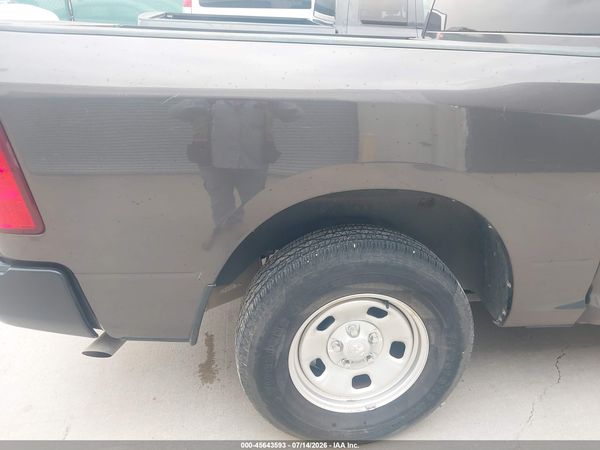 2017 RAM 1500 TRADESMAN  4X2 5'7 BOX