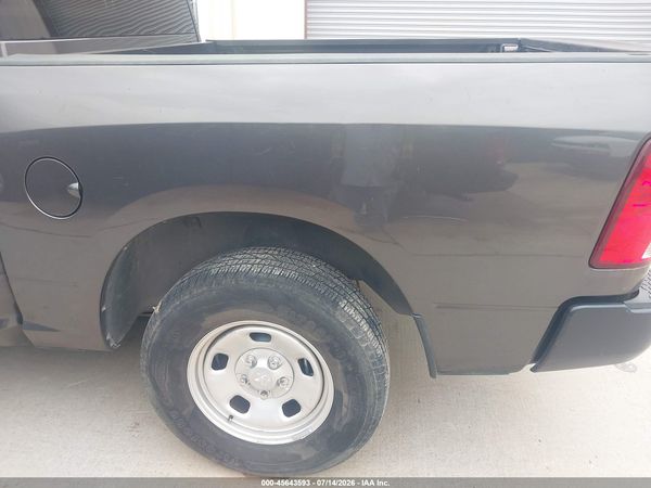 2017 RAM 1500 TRADESMAN  4X2 5'7 BOX