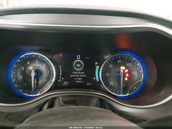 2018 CHRYSLER PACIFICA LIMITED — I7