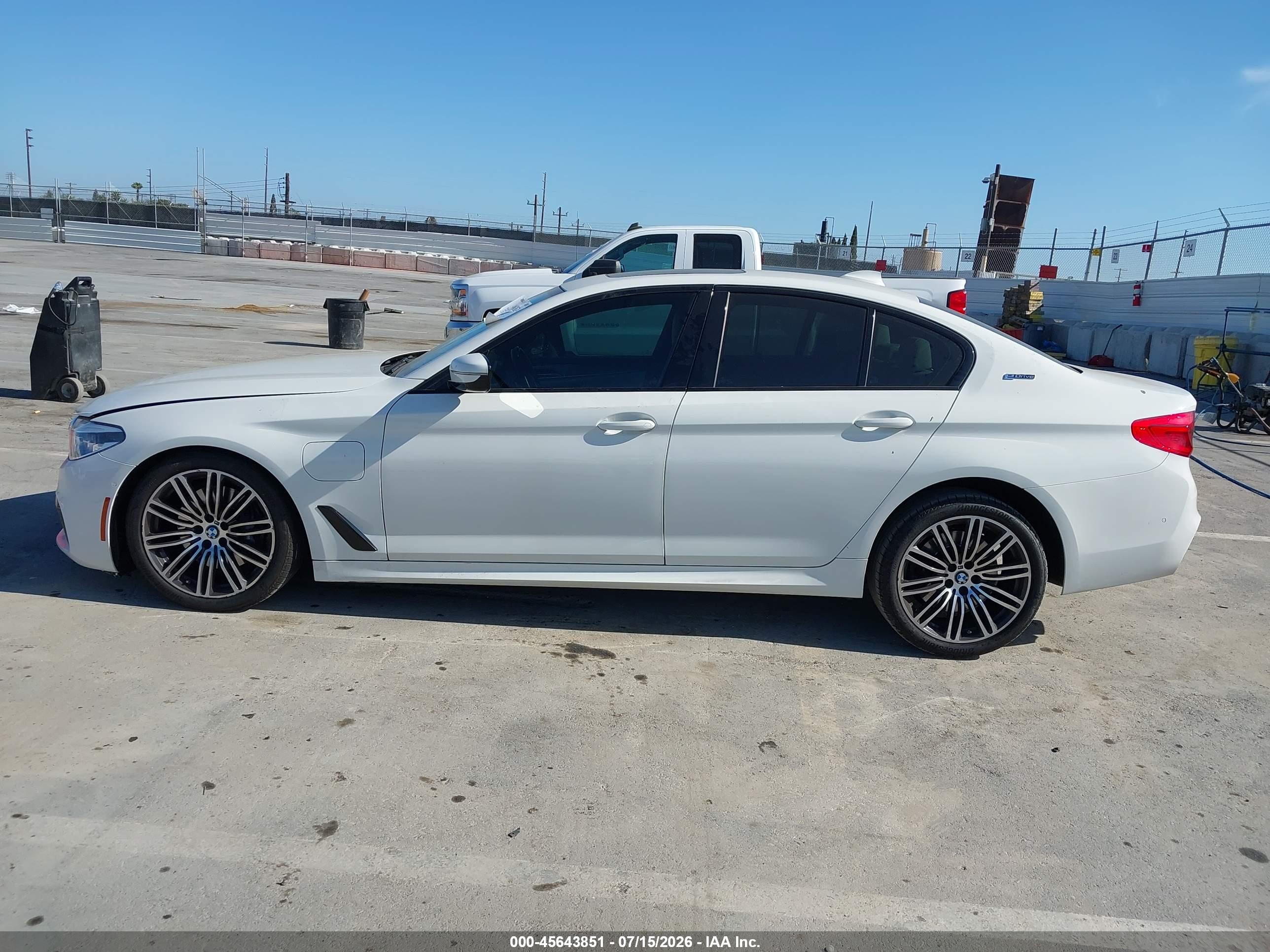 2019 BMW 530E