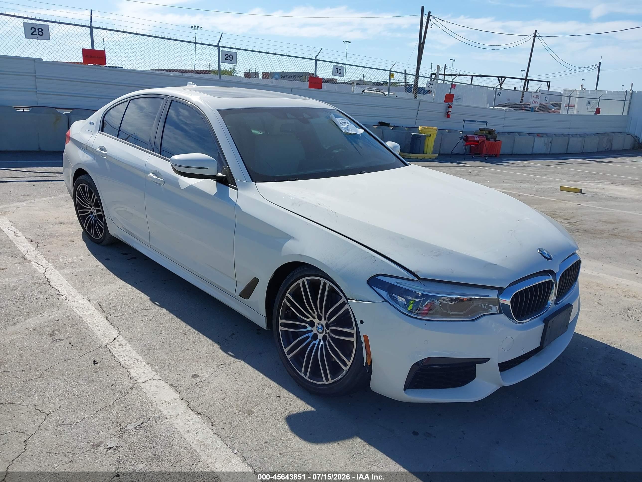 2019 BMW 530E