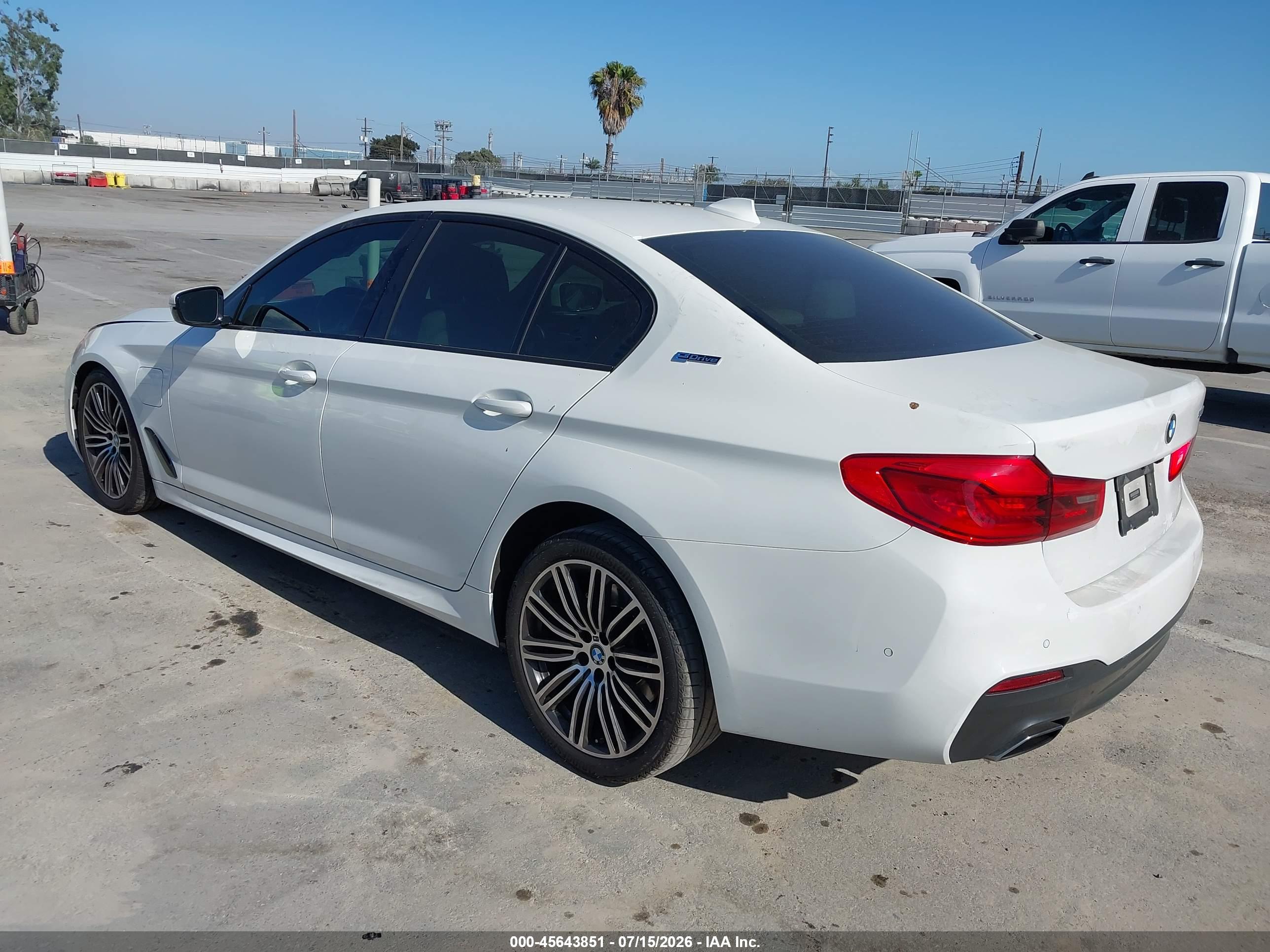 2019 BMW 530E