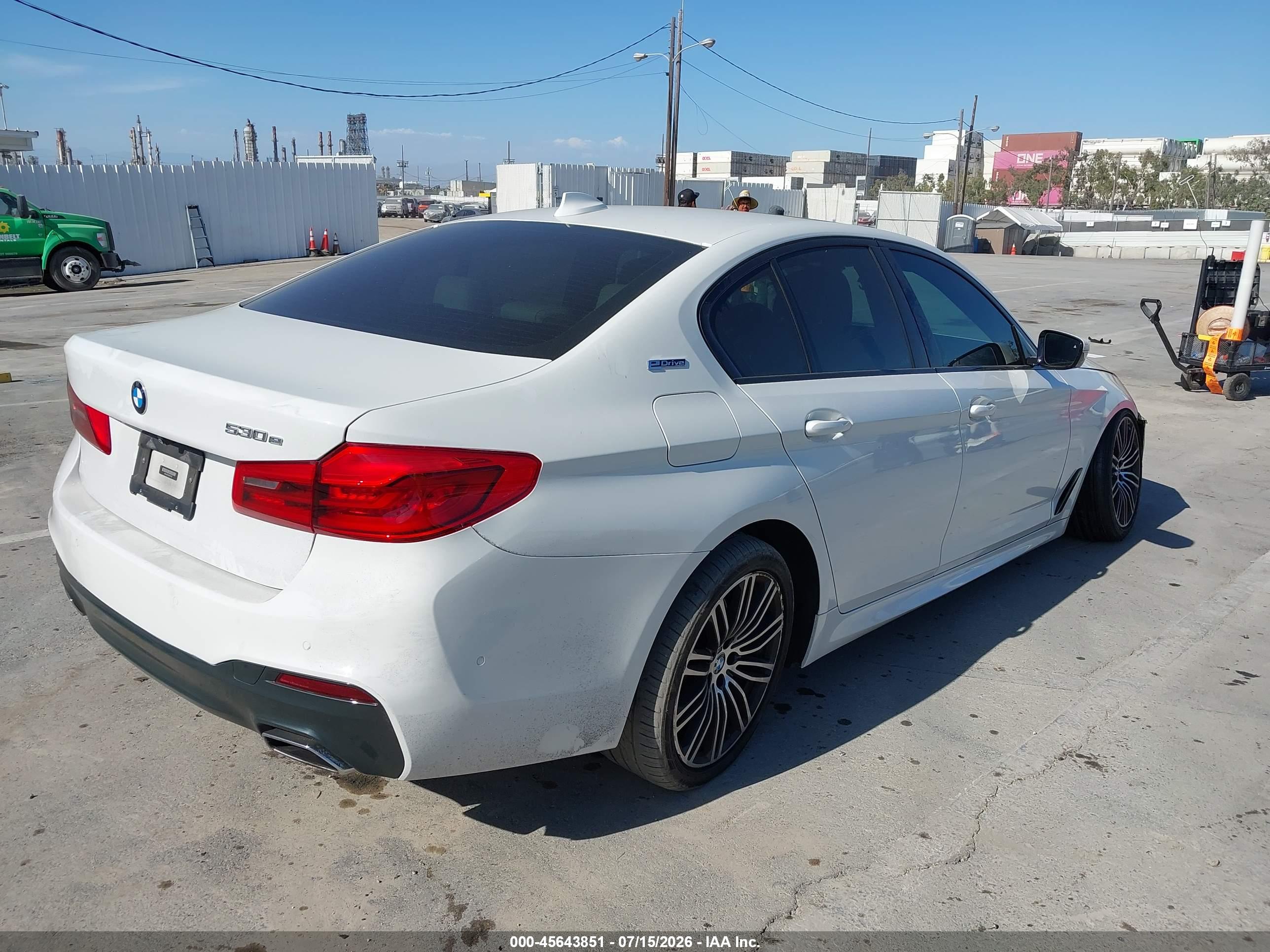 2019 BMW 530E