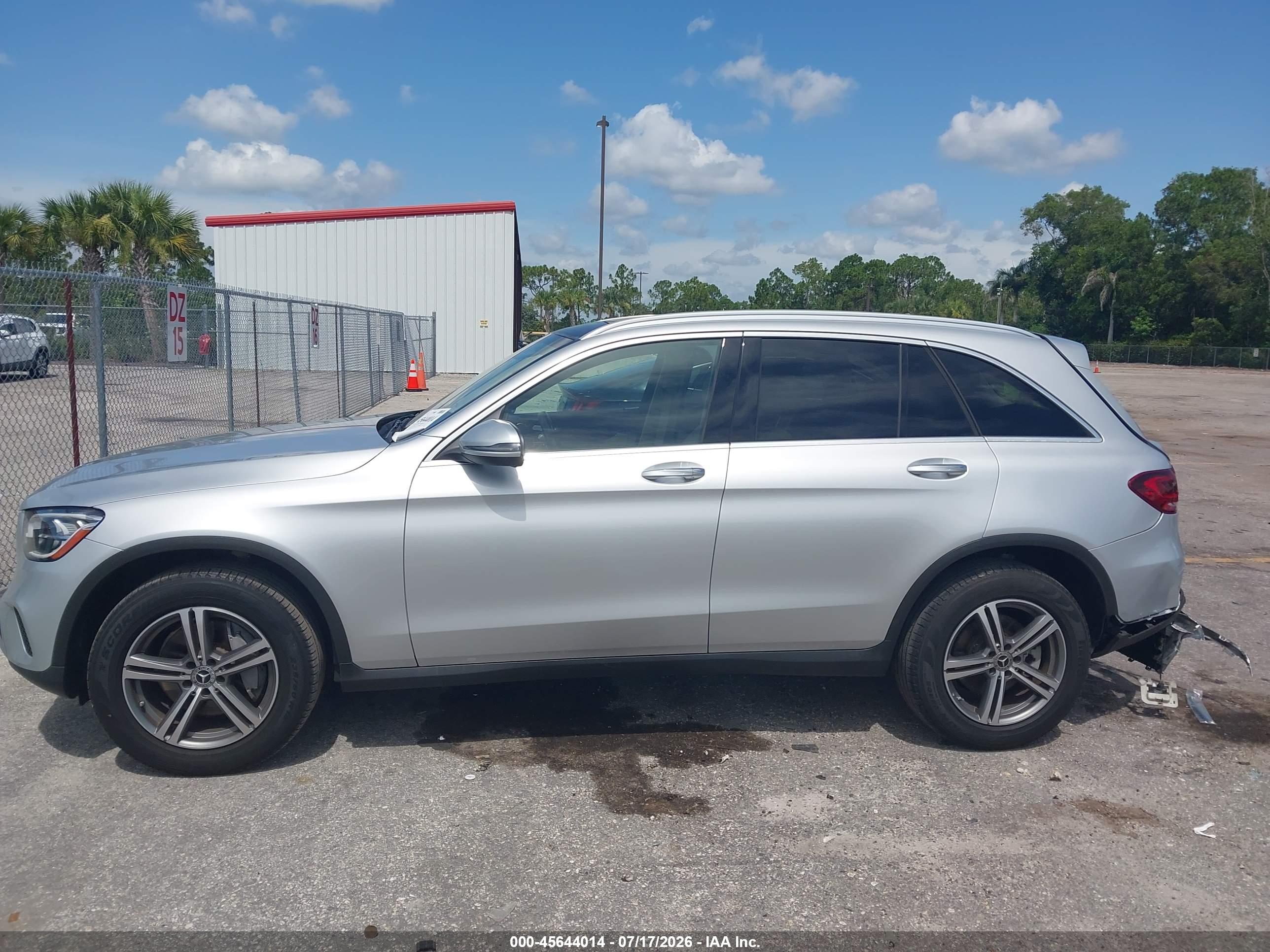 2020 MERCEDES-BENZ GLC 300 GLC300