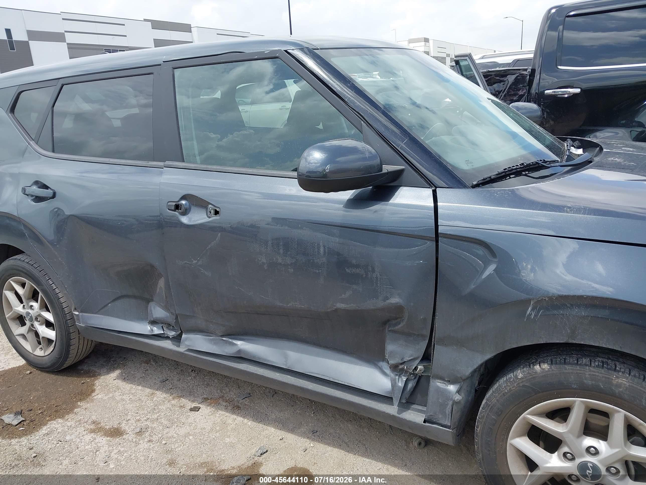 2023 KIA SOUL LX