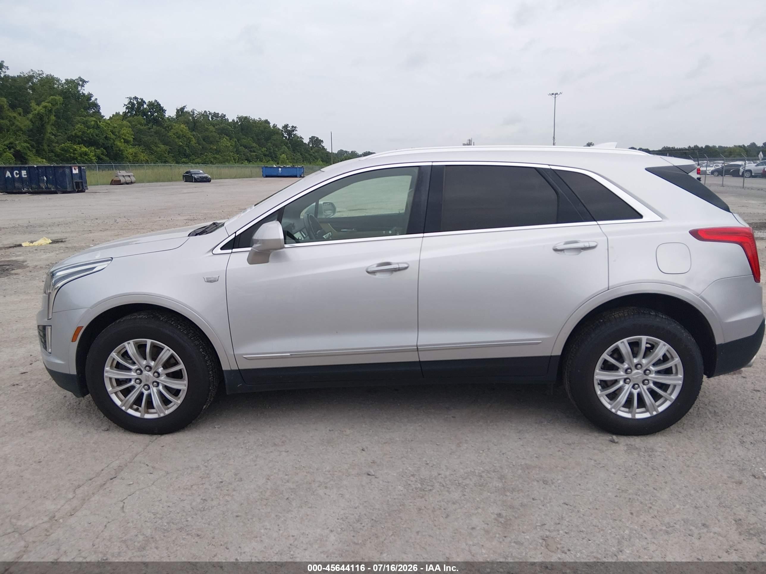 2019 CADILLAC XT5 STANDARD