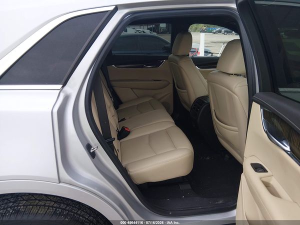 2019 CADILLAC XT5 STANDARD