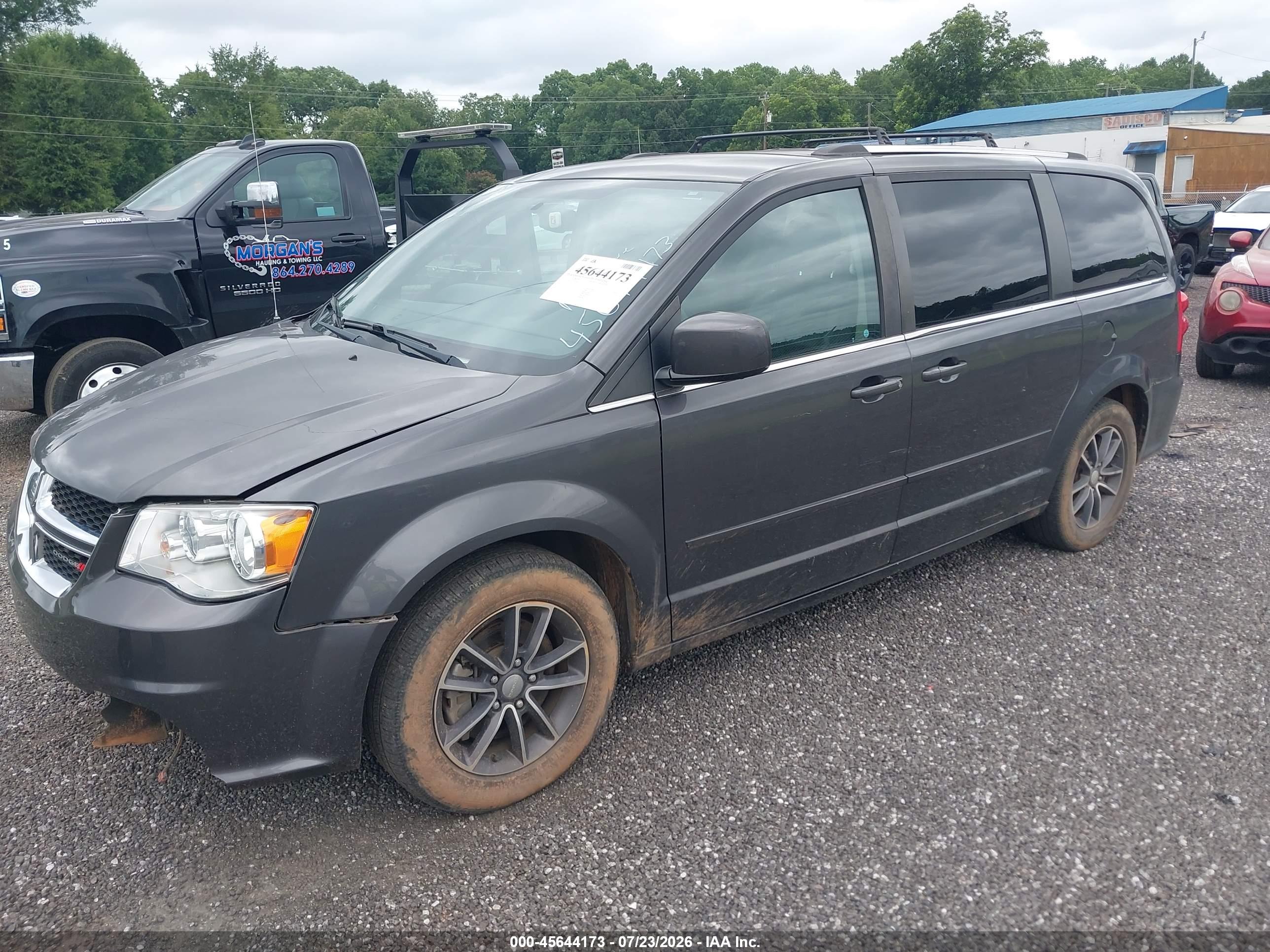 2017 DODGE GRAND CARAVAN SXT — I2
