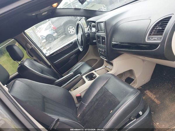 2017 DODGE GRAND CARAVAN SXT — I5
