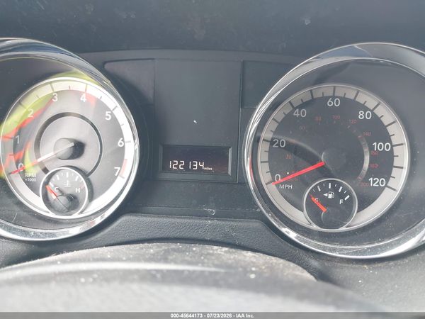 2017 DODGE GRAND CARAVAN SXT — I7