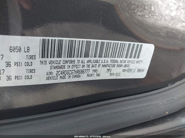 2017 DODGE GRAND CARAVAN SXT — I9