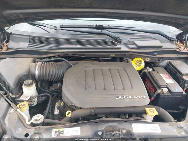 2017 DODGE GRAND CARAVAN SXT — I10