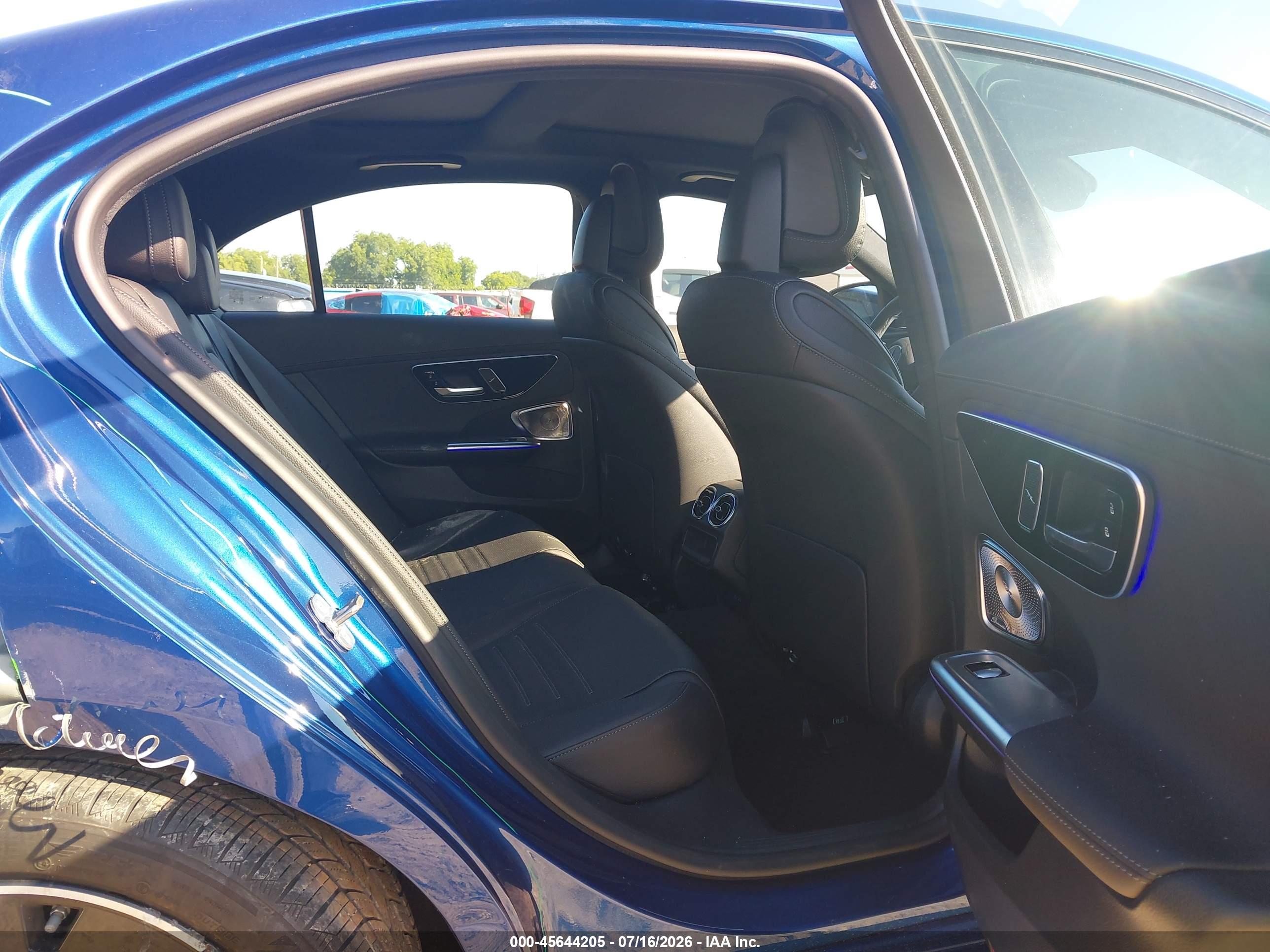 2024 MERCEDES-BENZ C 300 C300