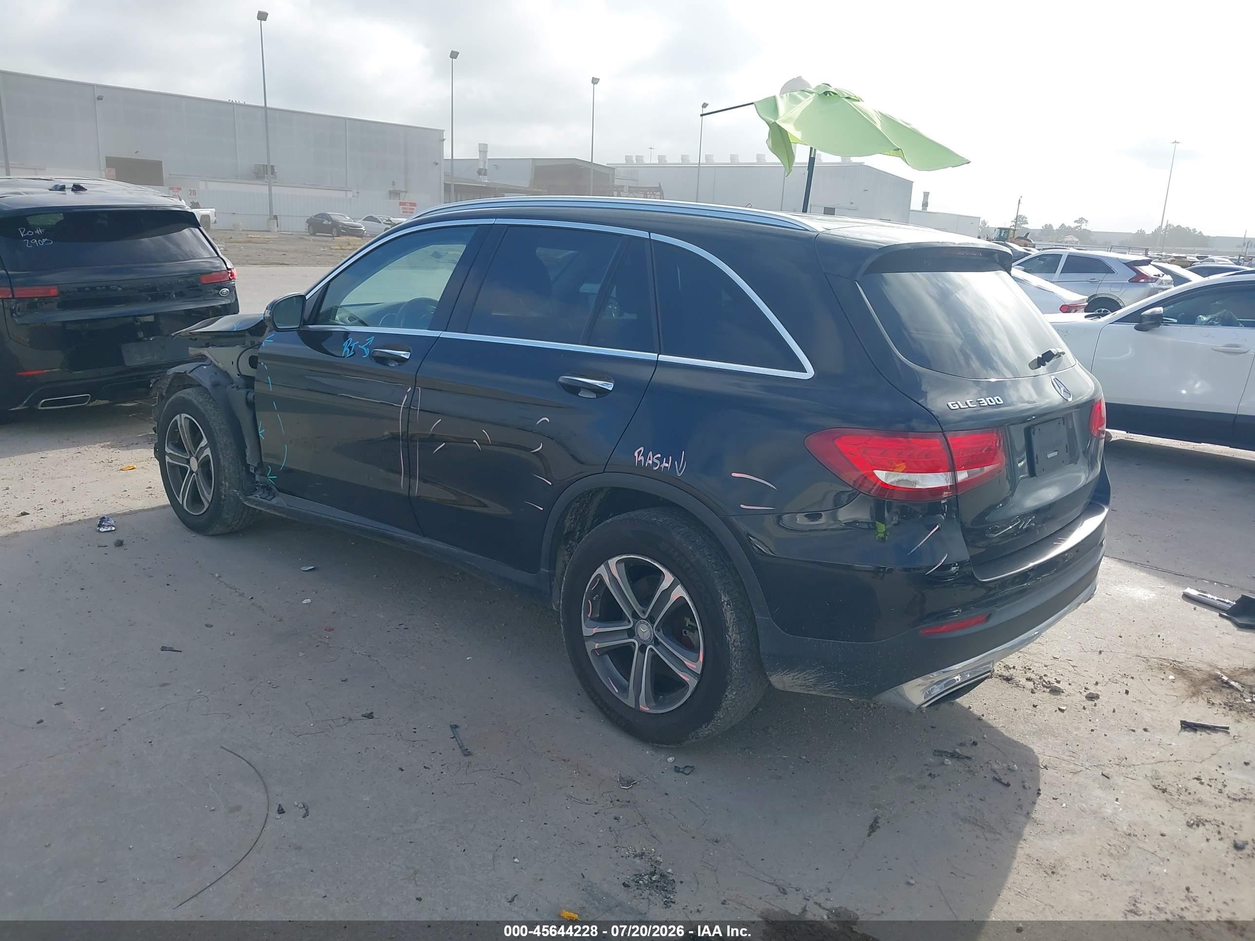 2017 MERCEDES-BENZ GLC 300 GLC300