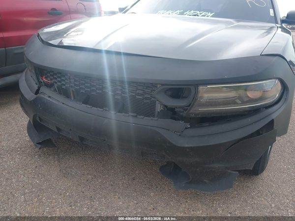 2015 DODGE CHARGER SE — I152
