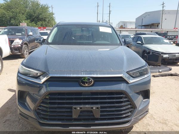 2024 TOYOTA GRAND HIGHLANDER XLE